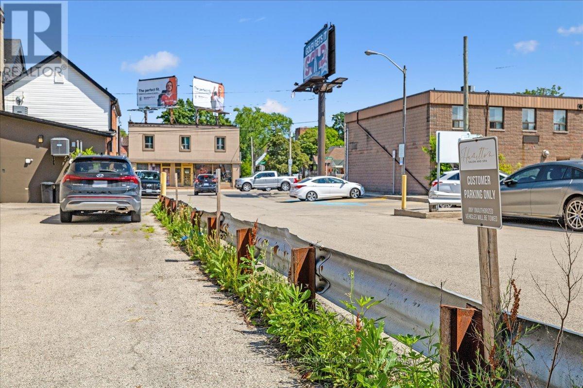 Unit 1 - 550 Upper James Street, Hamilton, Ontario  L9C 2Y4 - Photo 5 - X12482240