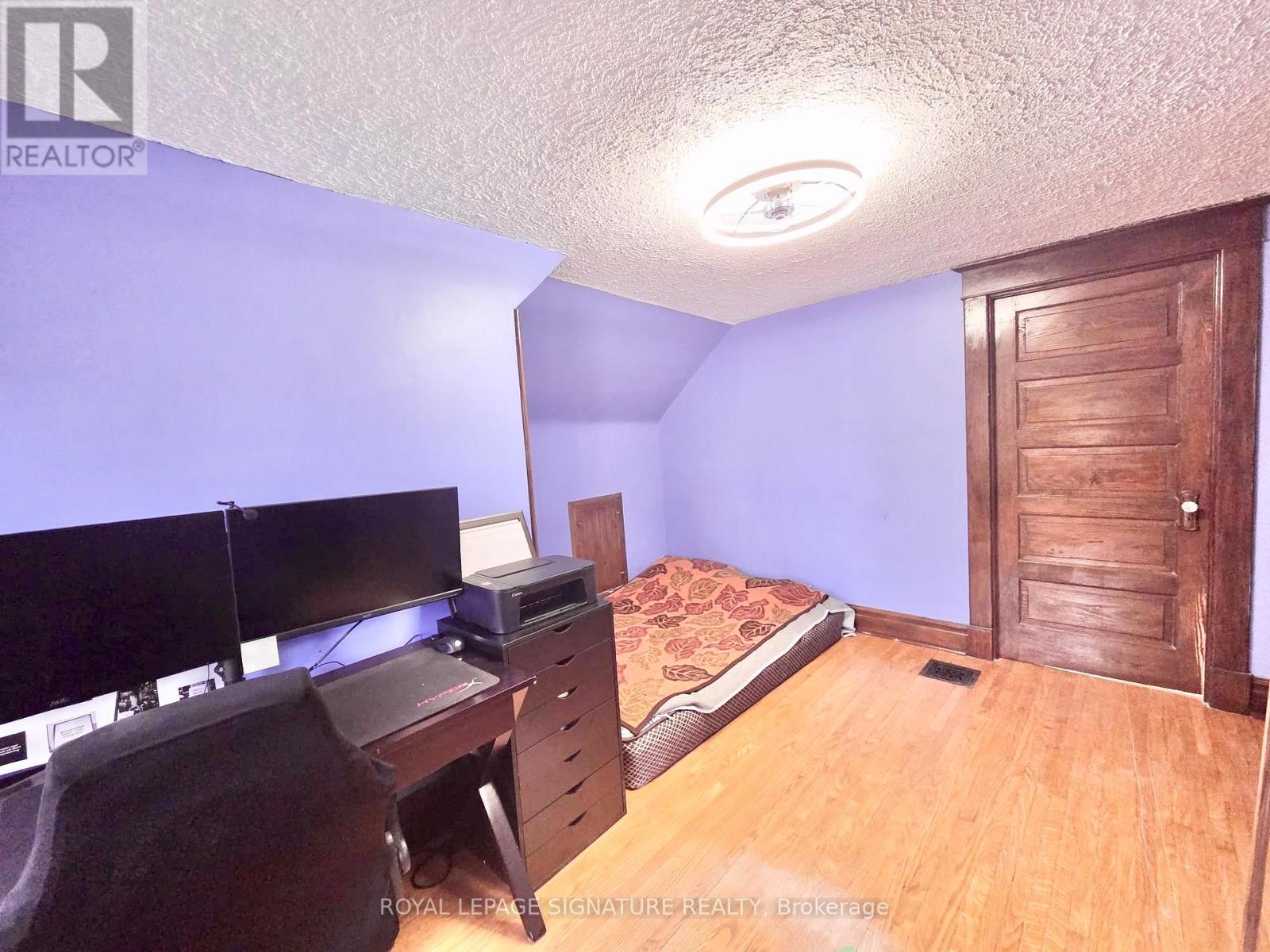 Upper/main - 205 South Street, Brockton, Ontario  N0G 2V0 - Photo 19 - X12482241