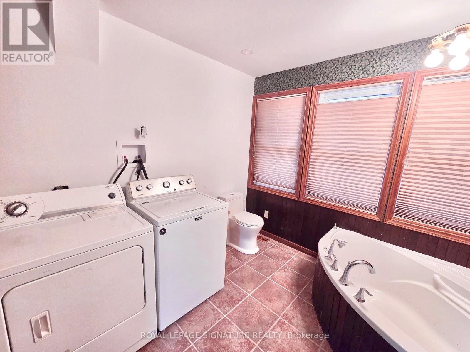 Upper/main - 205 South Street, Brockton, Ontario  N0G 2V0 - Photo 26 - X12482241