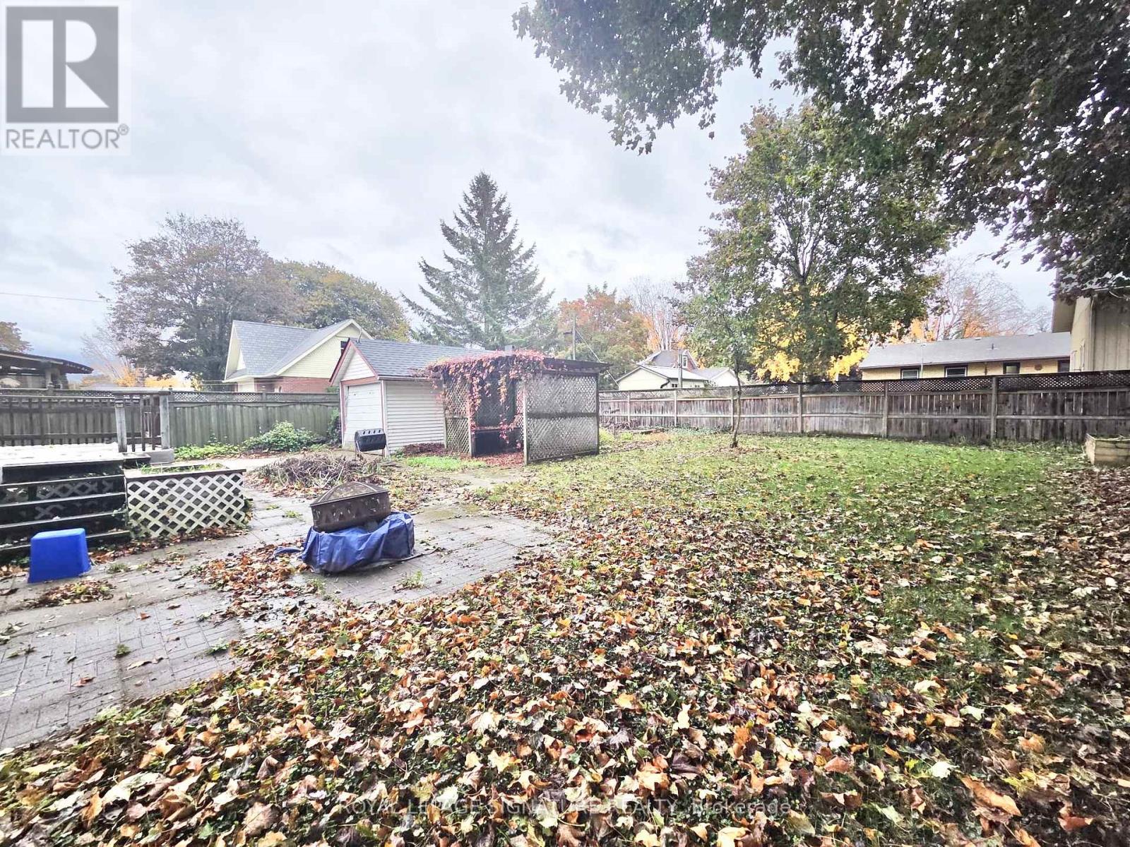 Upper/main - 205 South Street, Brockton, Ontario  N0G 2V0 - Photo 29 - X12482241