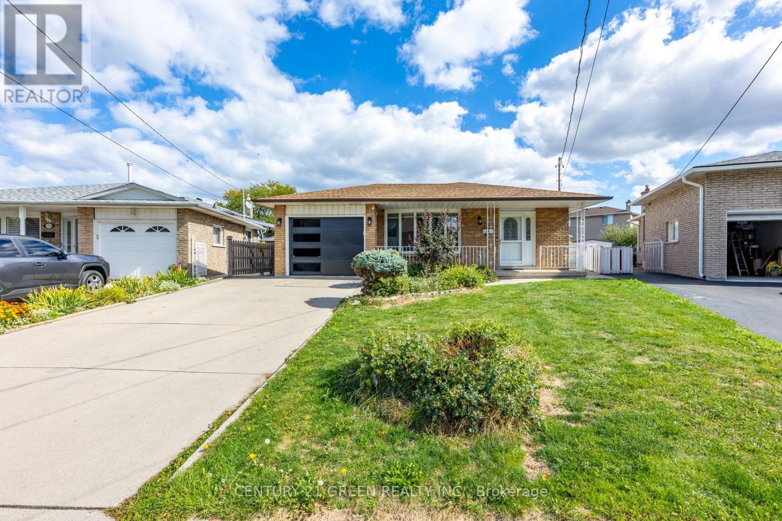 159 Bow Valley Drive, Hamilton, Ontario  L8E 3J9 - Photo 37 - X12482252