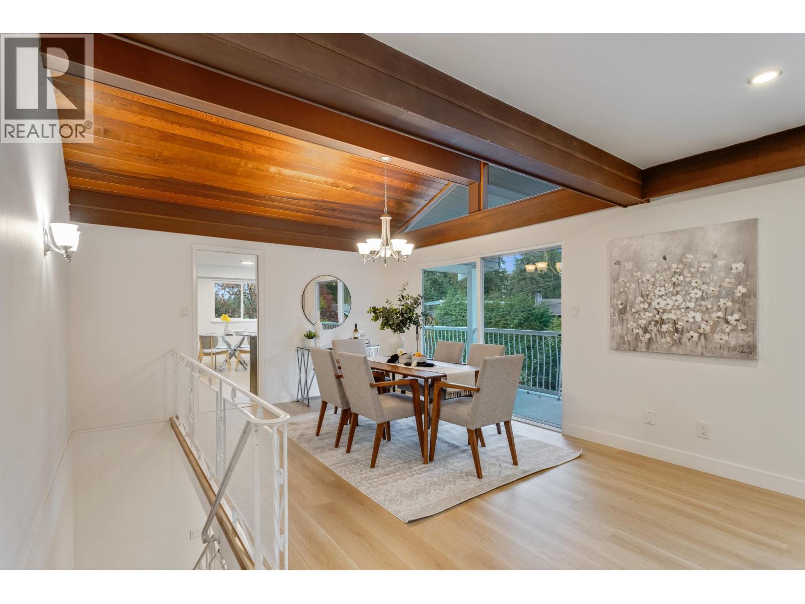 3288 Hoskins Road, North Vancouver, British Columbia  V7J 3B4 - Photo 4 - R3061902