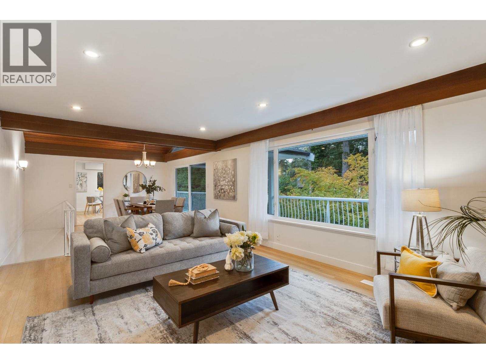 3288 Hoskins Road, North Vancouver, British Columbia  V7J 3B4 - Photo 5 - R3061902