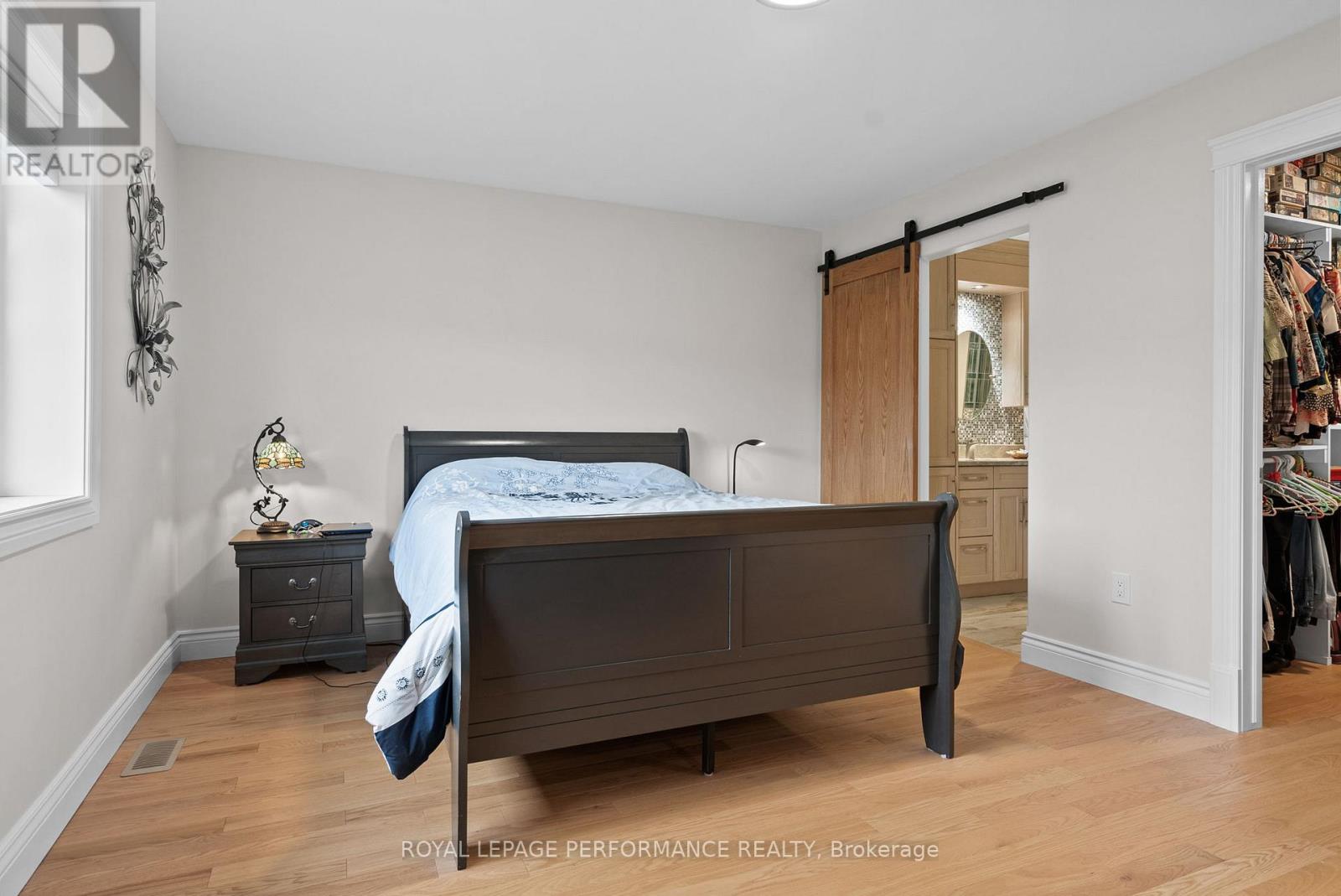 55 Dale Street, South Stormont, Ontario  K0C 1M0 - Photo 17 - X12482278