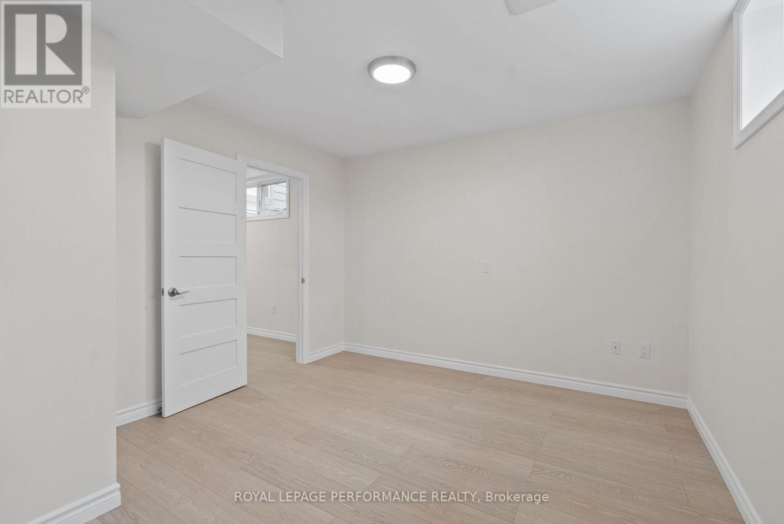 55 Dale Street, South Stormont, Ontario  K0C 1M0 - Photo 35 - X12482278