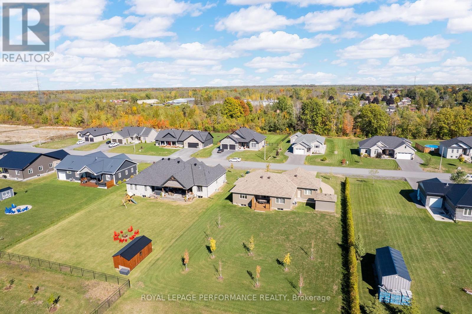 55 Dale Street, South Stormont, Ontario  K0C 1M0 - Photo 48 - X12482278