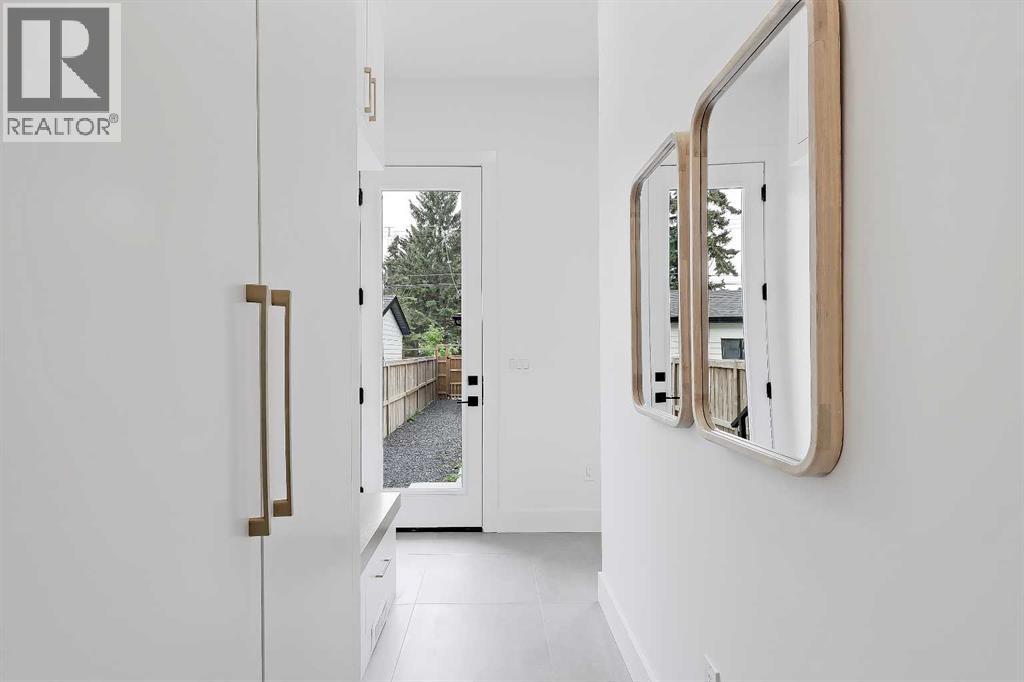 2833 25a Street Sw, Calgary, Alberta  T3E 1Z5 - Photo 17 - A2246445