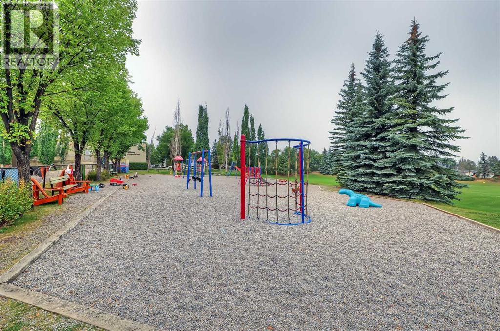 2833 25a Street Sw, Calgary, Alberta  T3E 1Z5 - Photo 48 - A2246445