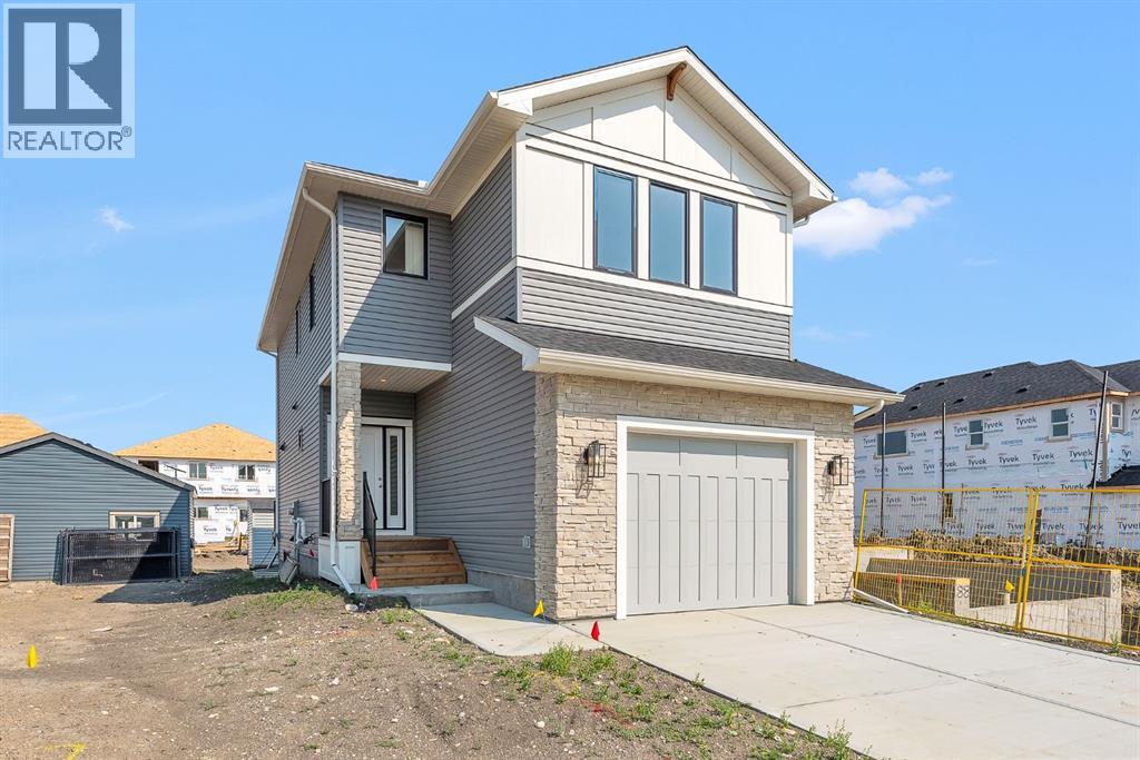 92 Fireside Common, Cochrane, Alberta  T4C 3J1 - Photo 1 - A2254583