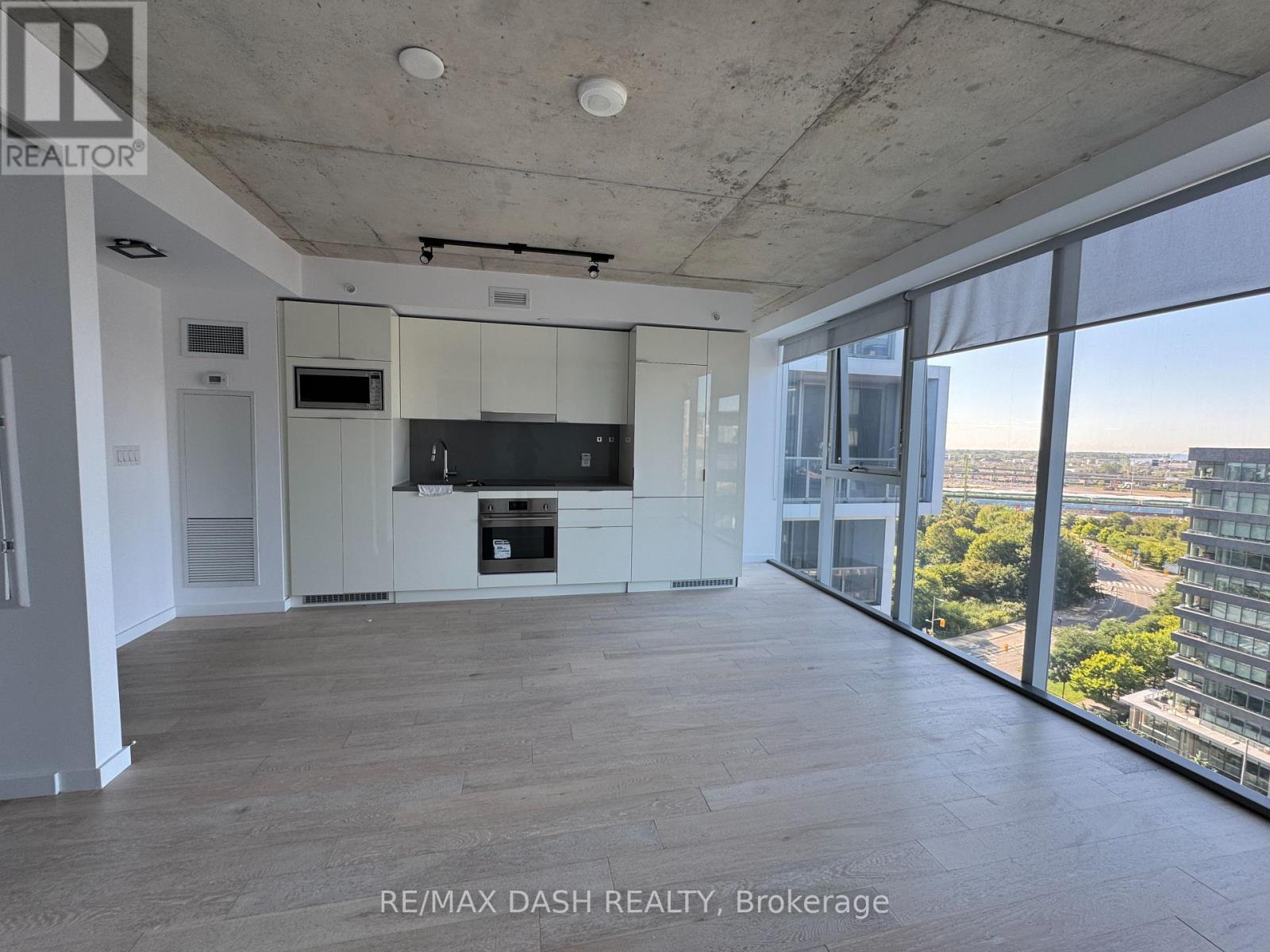 1203 - 170 Bayview Avenue, Toronto, Ontario  M5A 0M4 - Photo 6 - C12482268