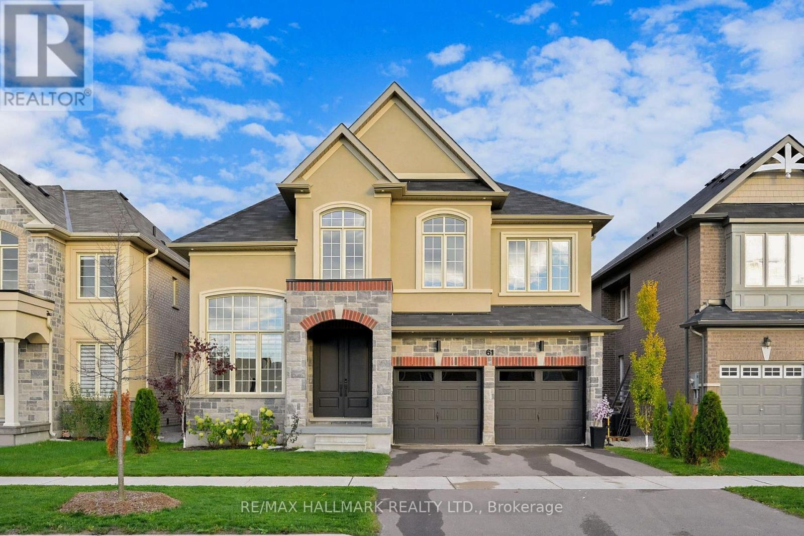 61 STRATHGREEN LANE, Georgina, Ontario