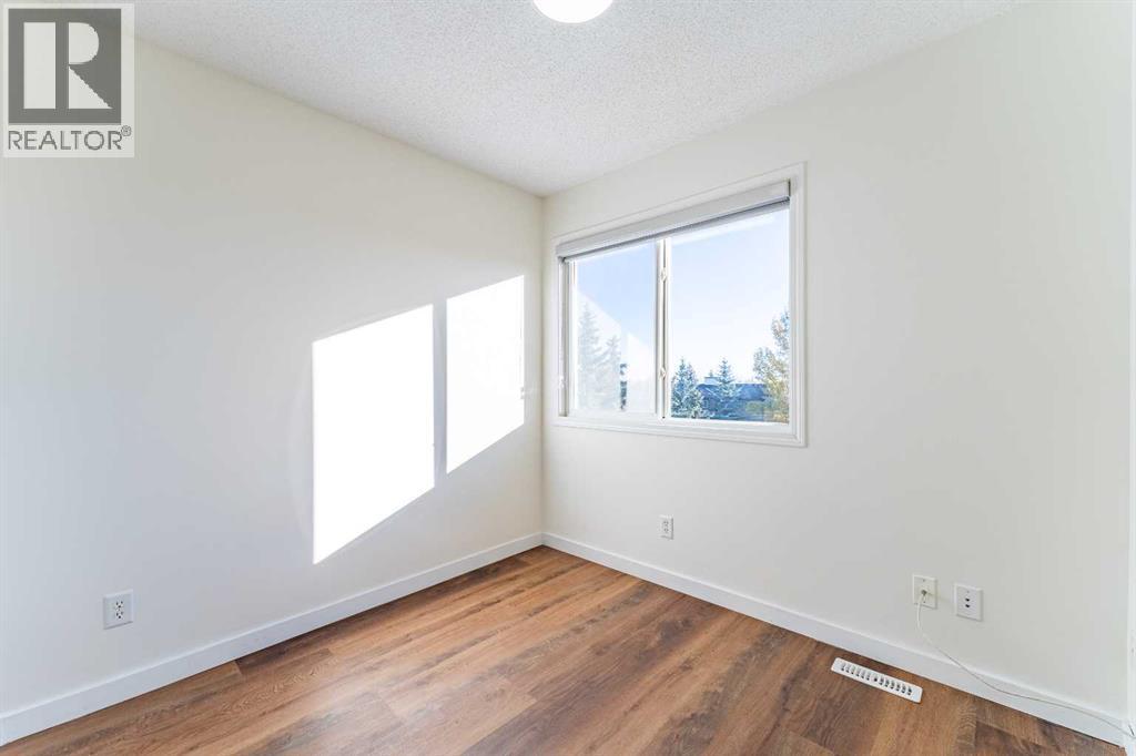 121 Eversyde Point Sw, Calgary, Alberta  T2Y 4X7 - Photo 27 - A2266373