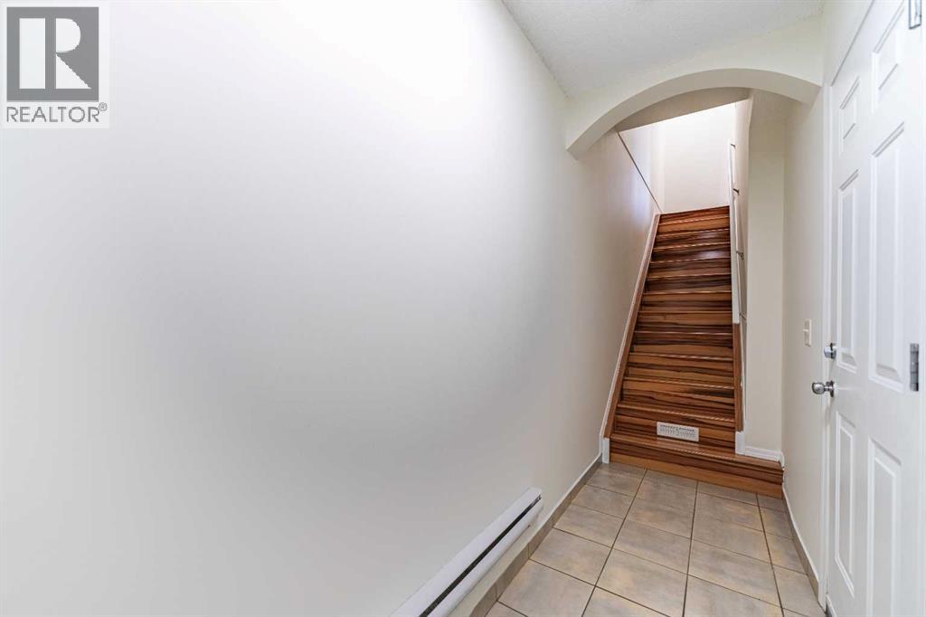 121 Eversyde Point Sw, Calgary, Alberta  T2Y 4X7 - Photo 31 - A2266373