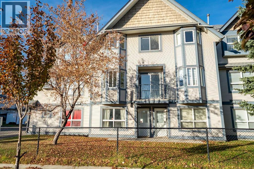 121 Eversyde Point Sw, Calgary, Alberta  T2Y 4X7 - Photo 35 - A2266373