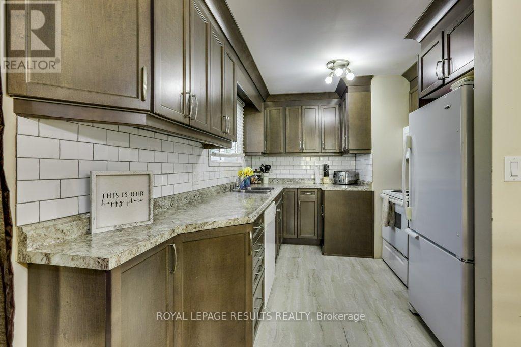 40124 Talbot Line, Southwold, Ontario  N5P 3T2 - Photo 14 - X12482318