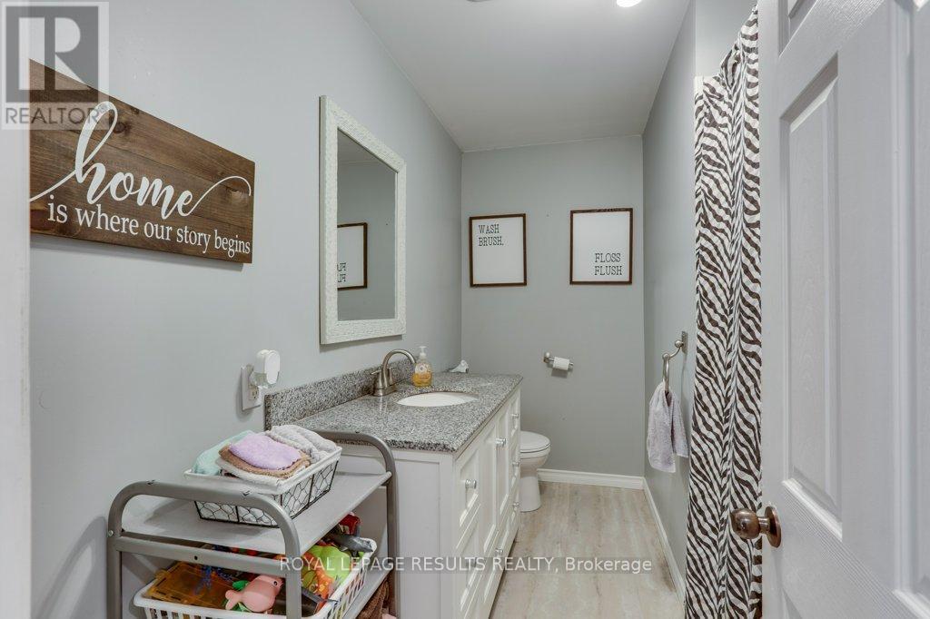 40124 Talbot Line, Southwold, Ontario  N5P 3T2 - Photo 18 - X12482318