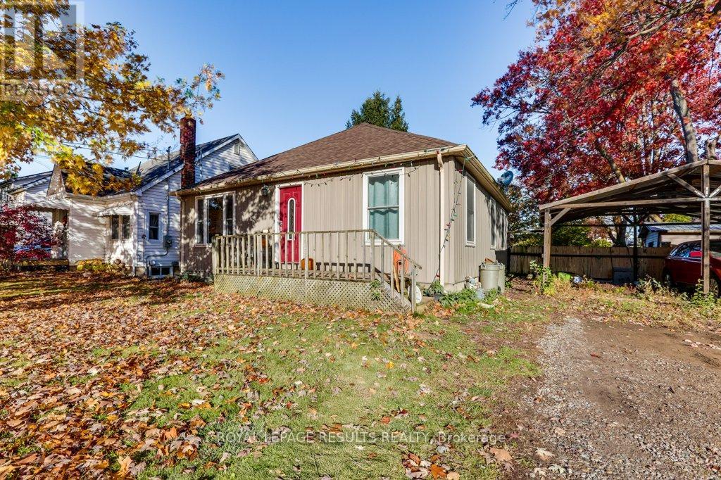 40124 Talbot Line, Southwold, Ontario  N5P 3T2 - Photo 4 - X12482318