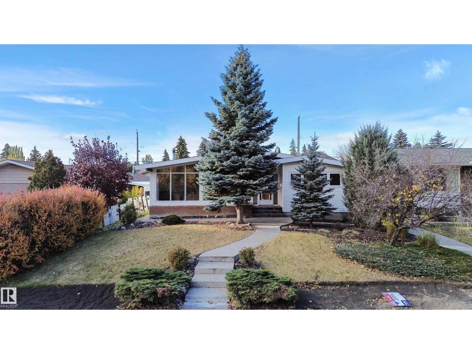 9708 64 St Nw, Edmonton, Alberta  T6B 1R3 - Photo 1 - E4463544