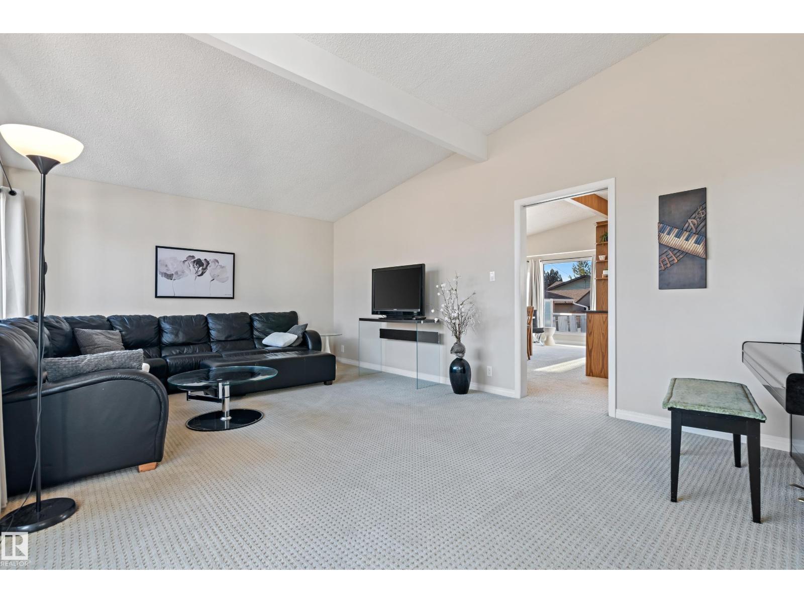 9708 64 St Nw, Edmonton, Alberta  T6B 1R3 - Photo 15 - E4463544