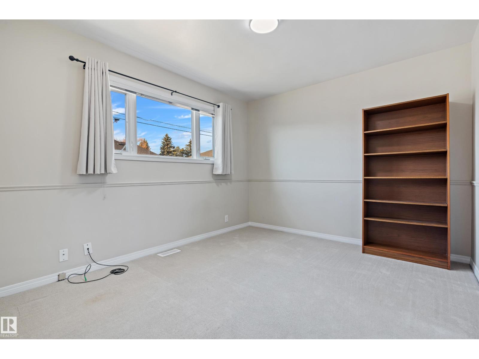 9708 64 St Nw, Edmonton, Alberta  T6B 1R3 - Photo 33 - E4463544