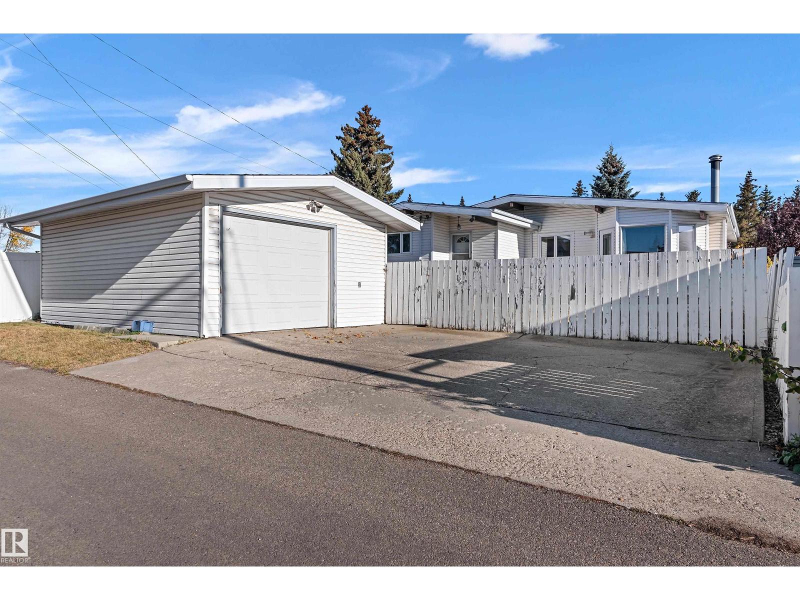 9708 64 St Nw, Edmonton, Alberta  T6B 1R3 - Photo 52 - E4463544