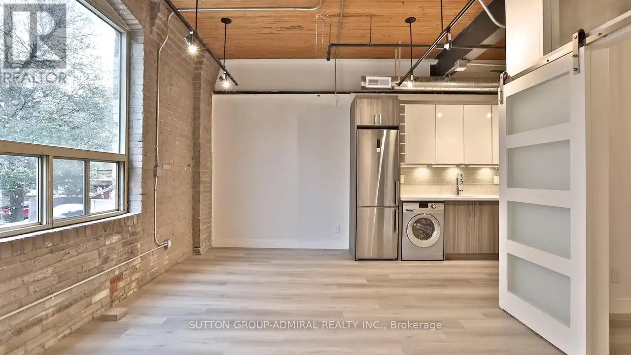 203 - 34 Noble Street, Toronto, Ontario  M6K 2C9 - Photo 2 - W12482271