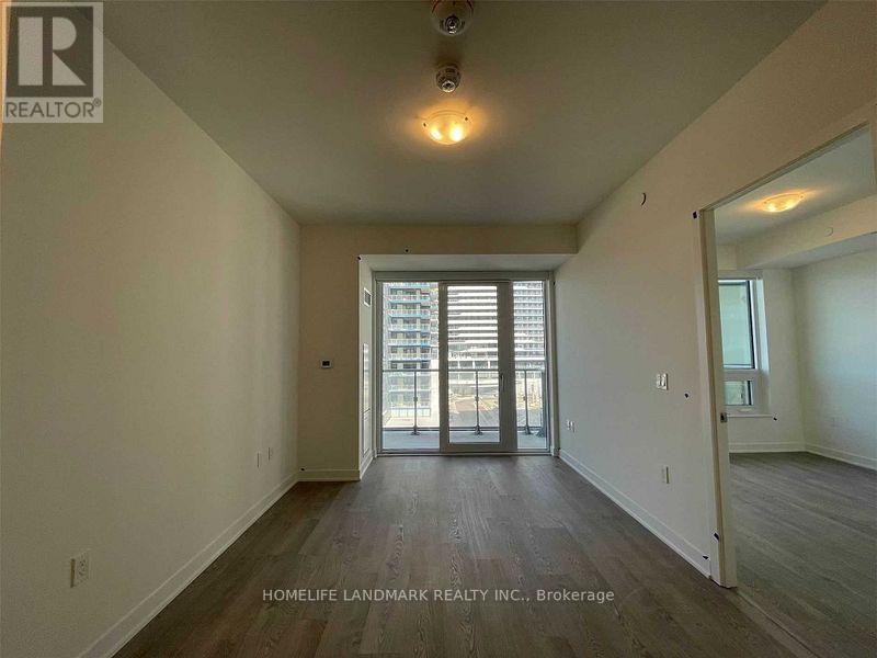 501 - 4675 Metcalfe Avenue, Mississauga, Ontario  L5M 0Z8 - Photo 5 - W12482273