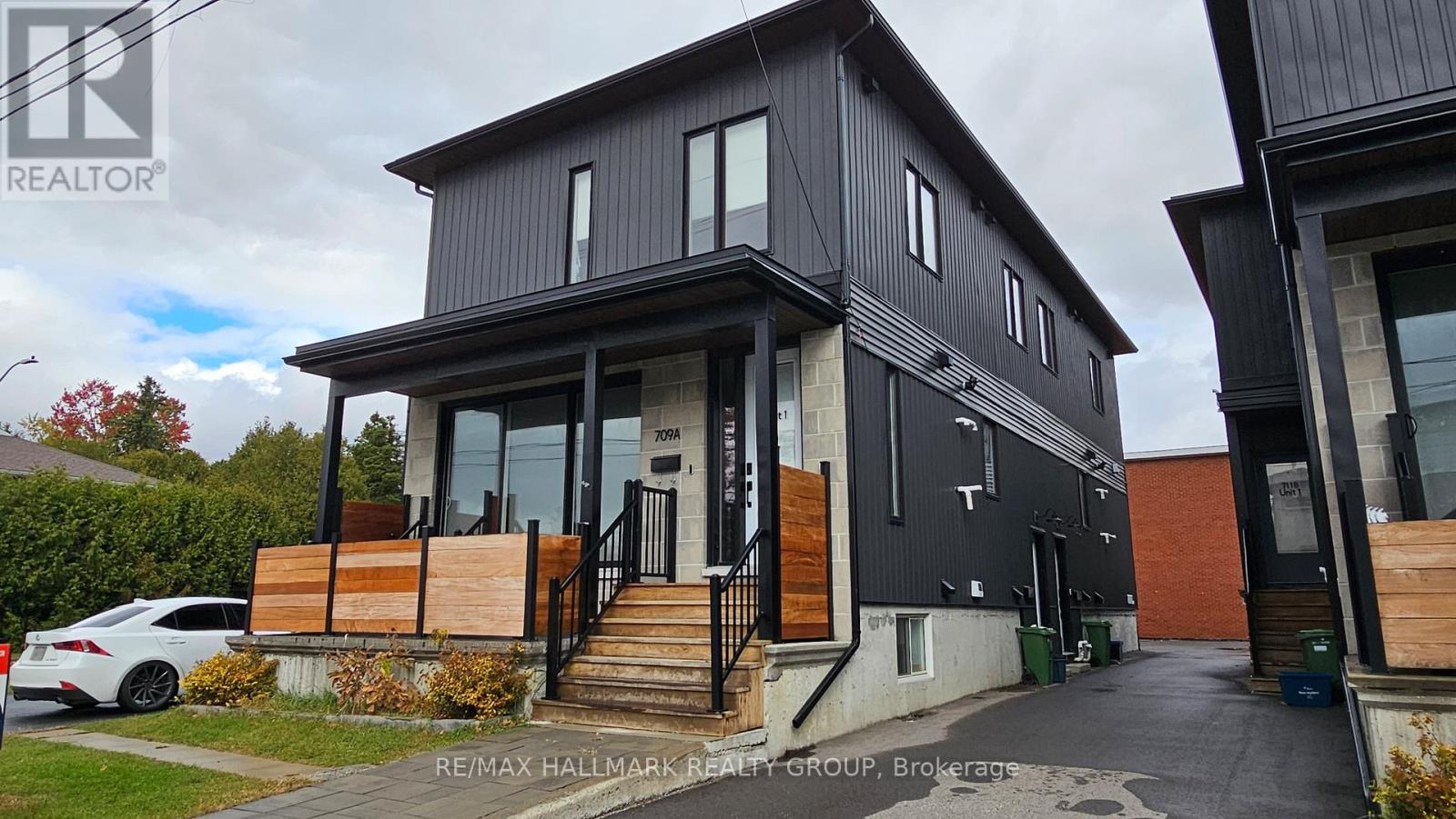 2 - 709A CARSONS ROAD, Ottawa, Ontario