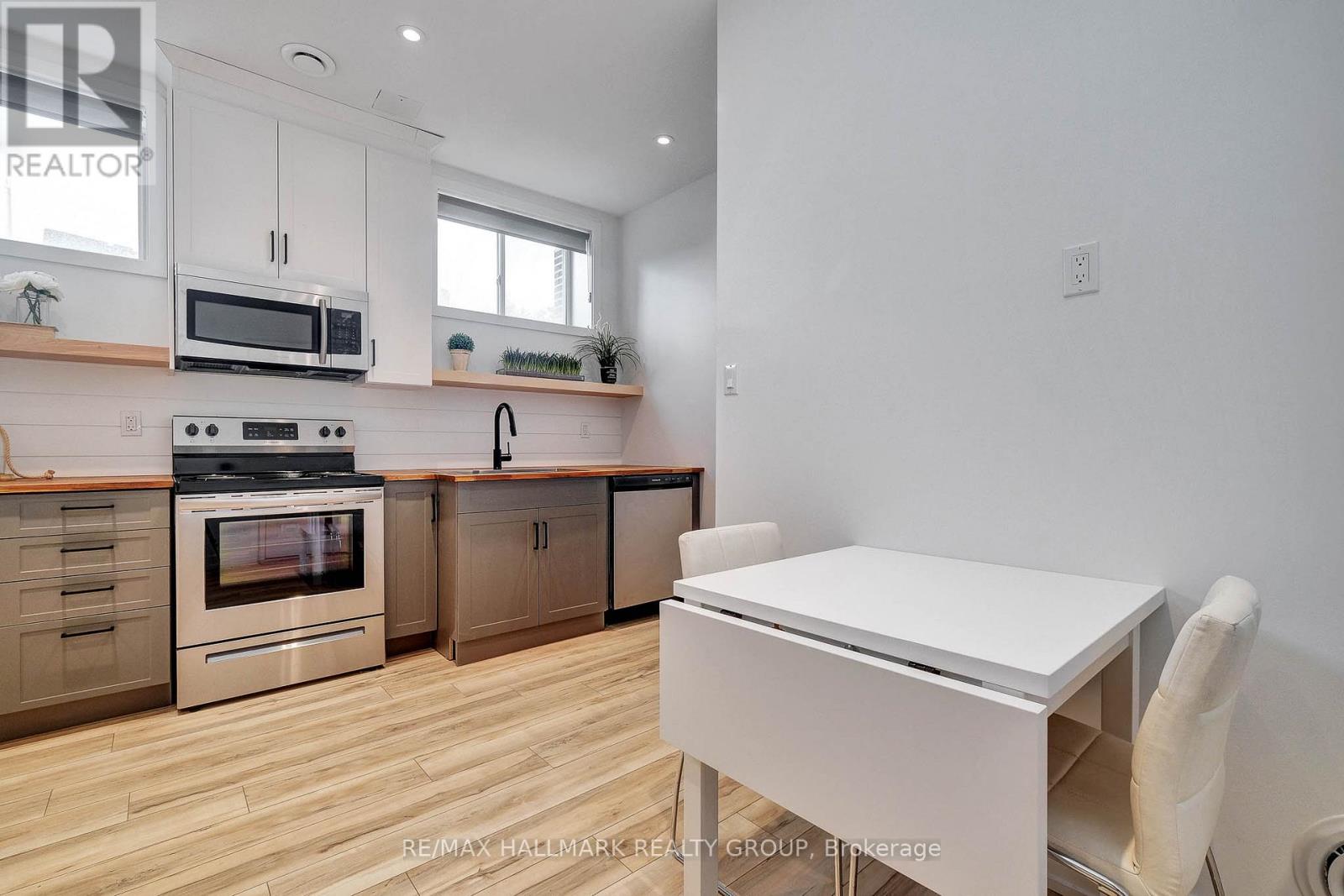 2 - 709a Carsons Road, Ottawa, Ontario  K1K 2H2 - Photo 6 - X12402183