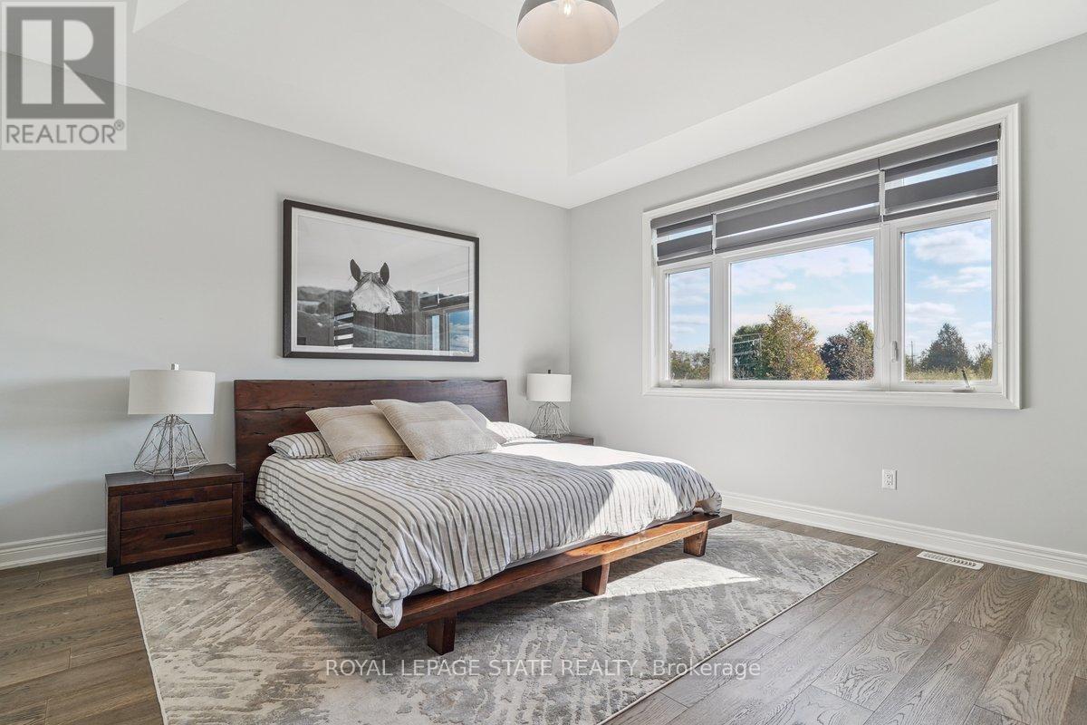11 Secinaro Avenue, Hamilton, Ontario  L9G 0C6 - Photo 22 - X12482269