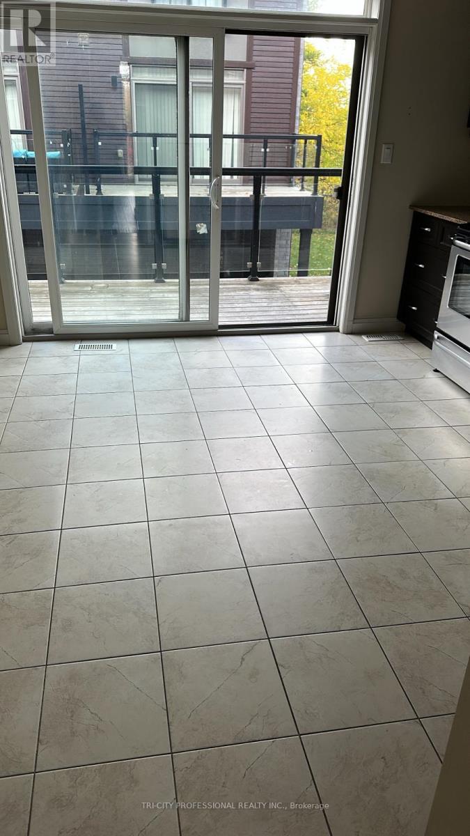 7 - 23 Echovalley Drive, Hamilton, Ontario  L8J 1R6 - Photo 7 - X12482283