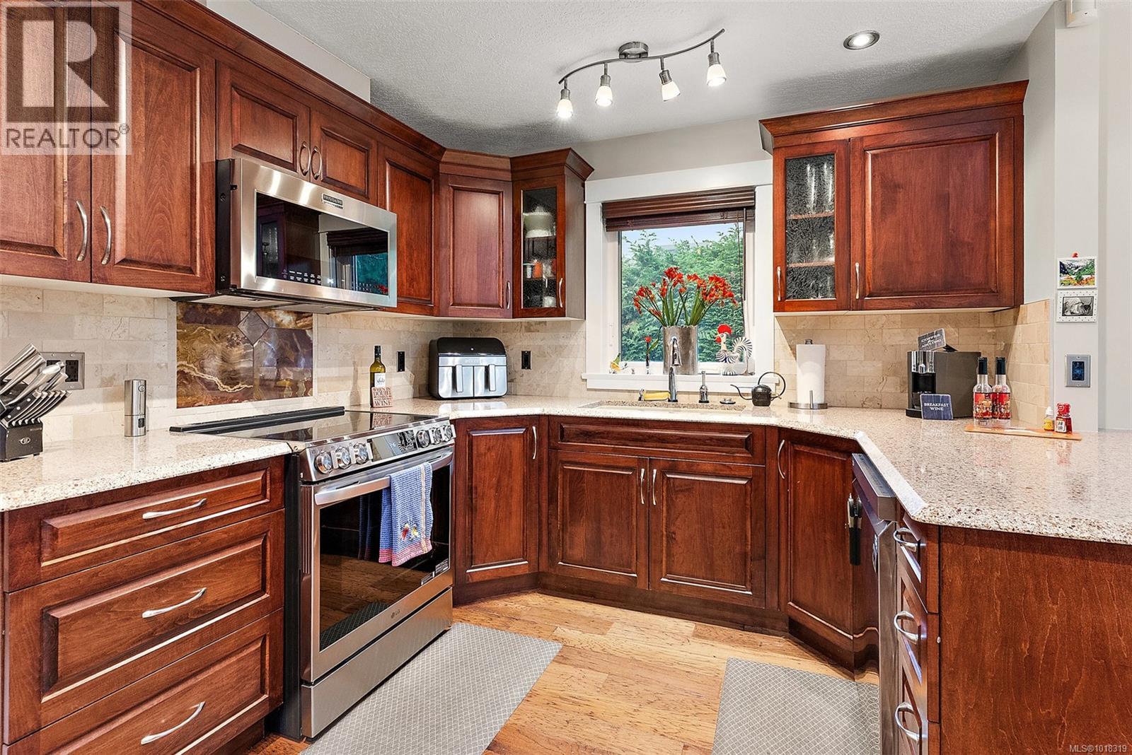 1602 Mayneview Terr, North Saanich, British Columbia  V8L 5E7 - Photo 13 - 1018319