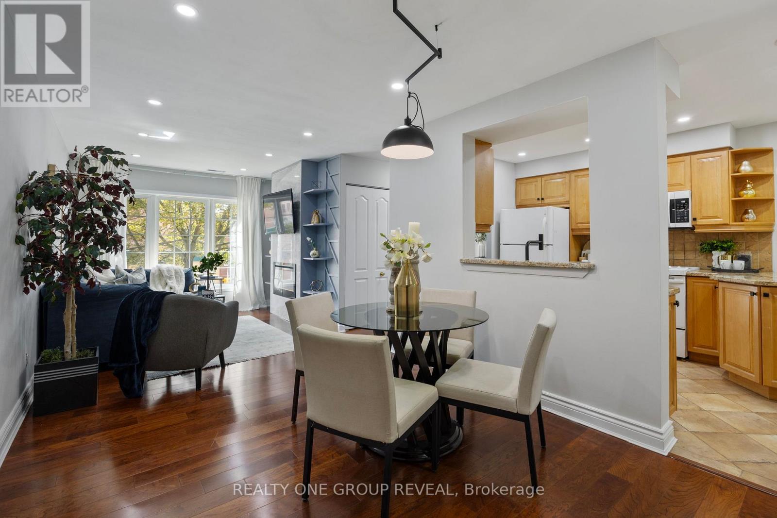 803 - 1400 The Esplanade Drive N, Pickering, Ontario  L1V 6V2 - Photo 8 - E12477865