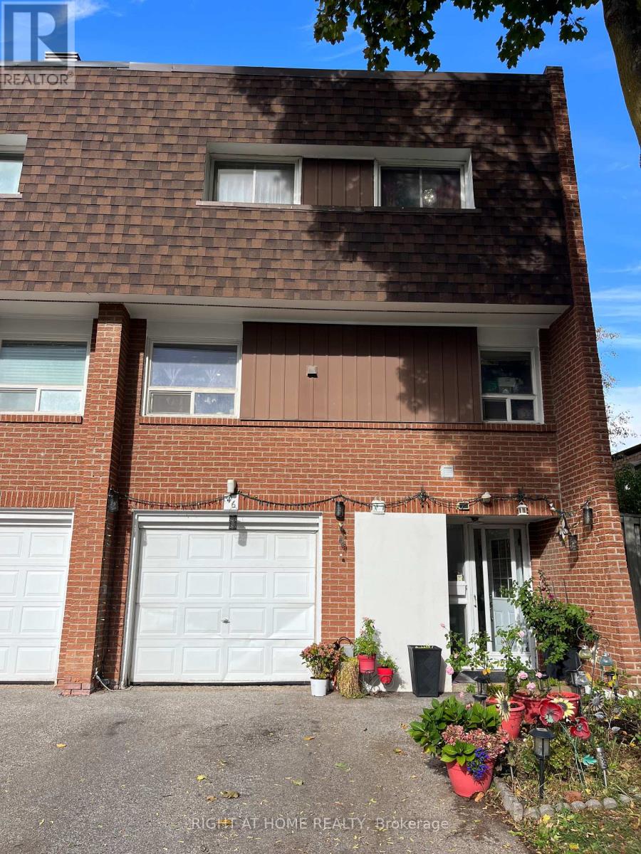46 - 452 SILVERSTONE DRIVE, Toronto, Ontario