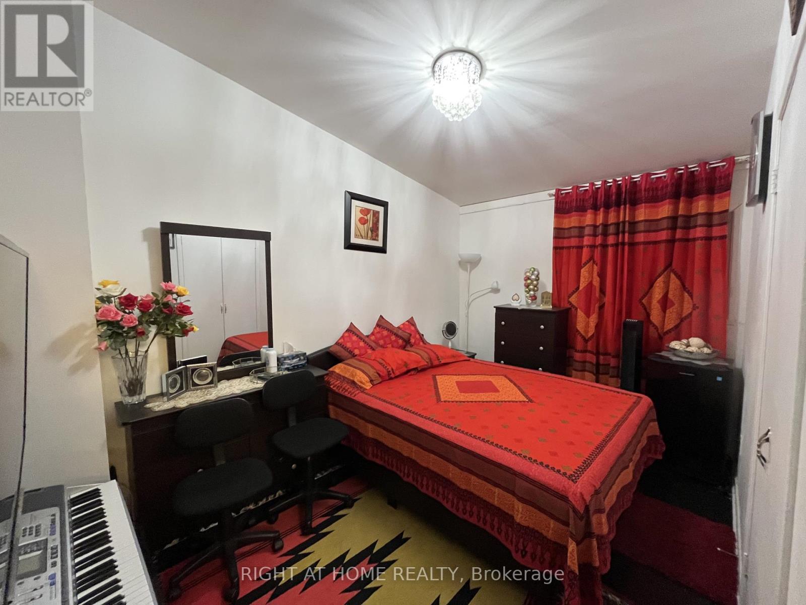 46 - 452 Silverstone Drive, Toronto, Ontario  M9V 3K8 - Photo 13 - W12467304