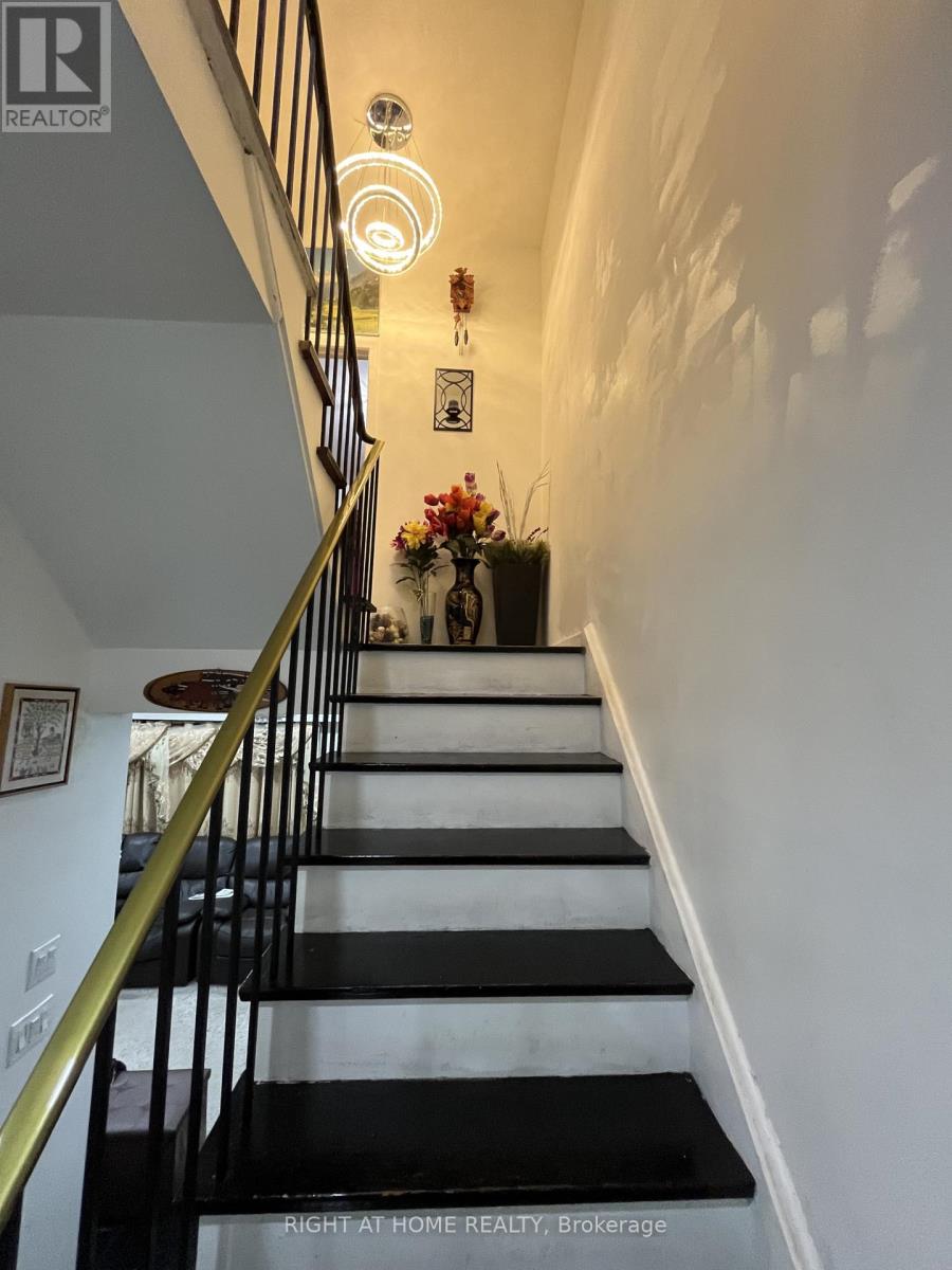 46 - 452 Silverstone Drive, Toronto, Ontario  M9V 3K8 - Photo 22 - W12467304