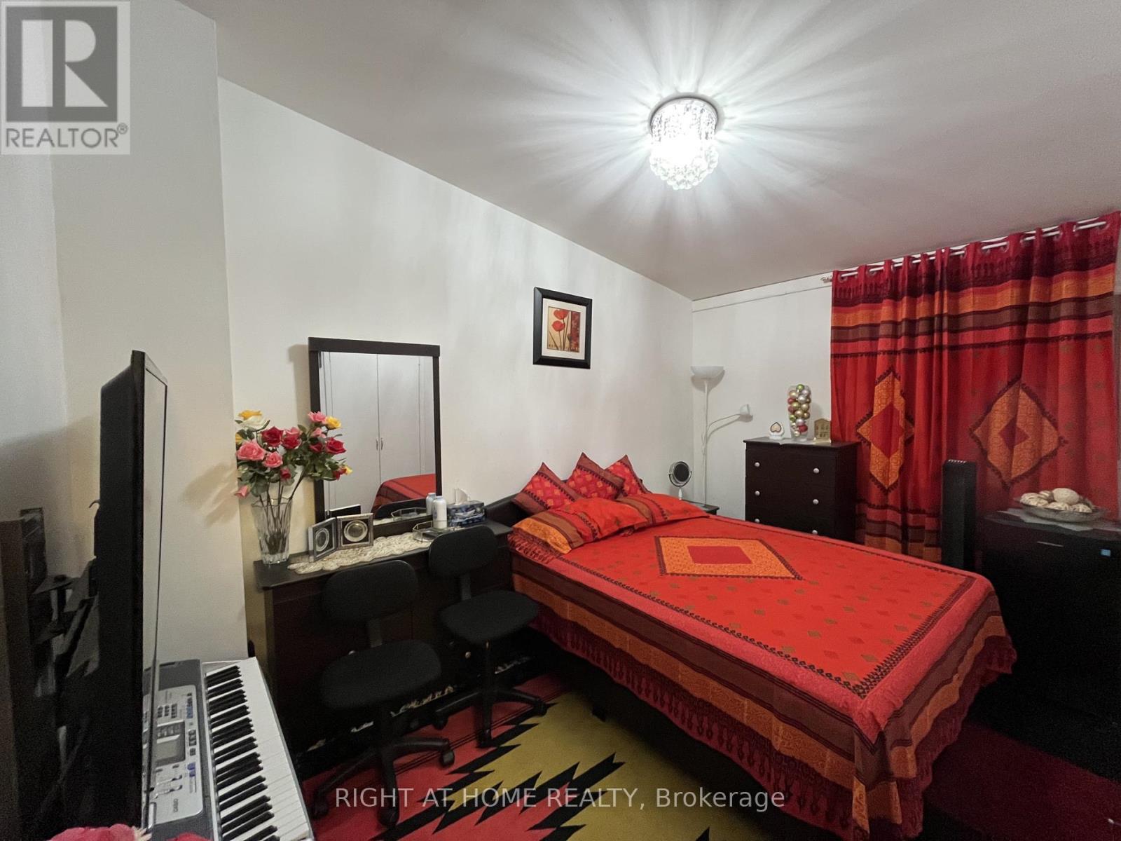 46 - 452 Silverstone Drive, Toronto, Ontario  M9V 3K8 - Photo 14 - W12467304