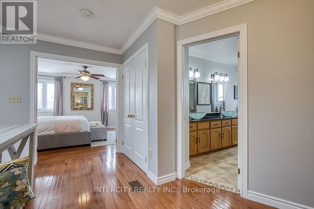 132 John Davies Drive E, Woodstock, Ontario  N4T 1N1 - Photo 18 - X12427253