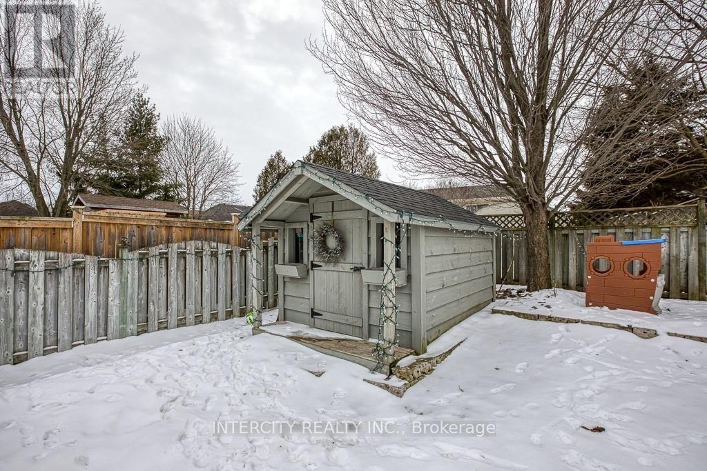 132 John Davies Drive E, Woodstock, Ontario  N4T 1N1 - Photo 33 - X12427253