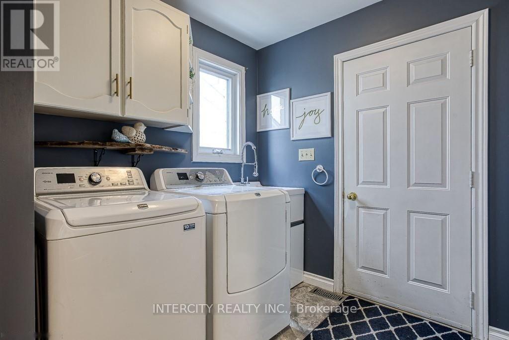 132 John Davies Drive E, Woodstock, Ontario  N4T 1N1 - Photo 16 - X12427253