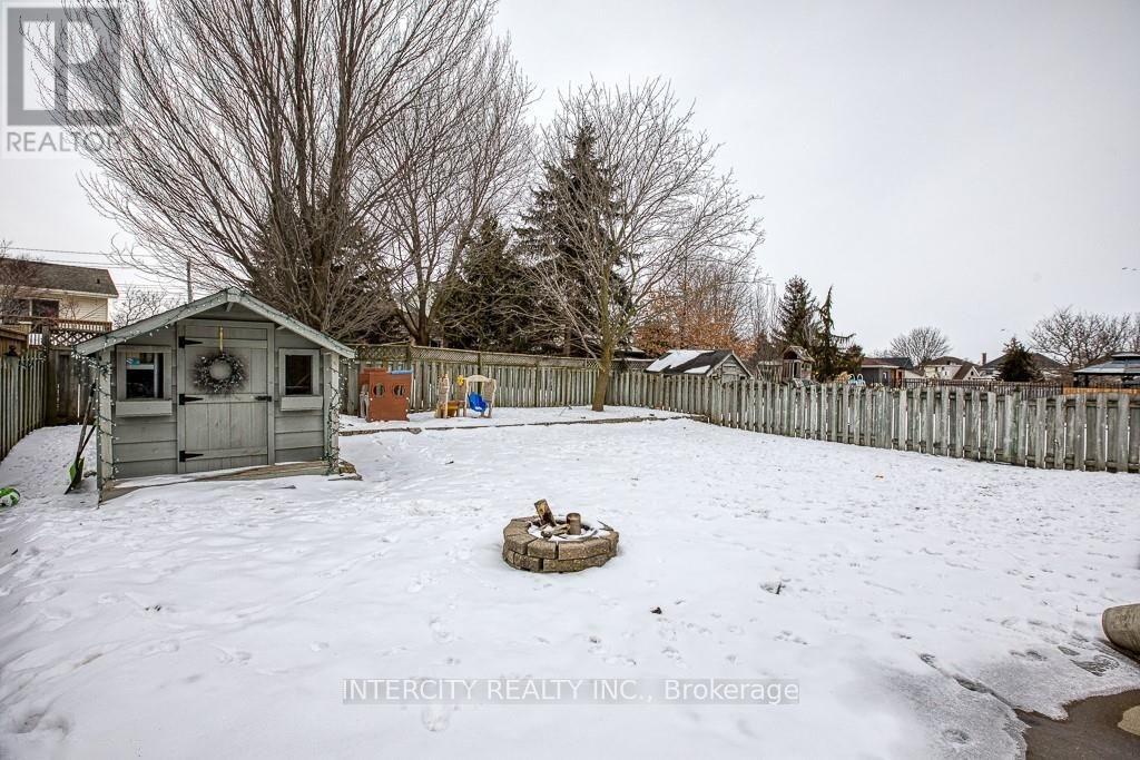 132 John Davies Drive E, Woodstock, Ontario  N4T 1N1 - Photo 34 - X12427253