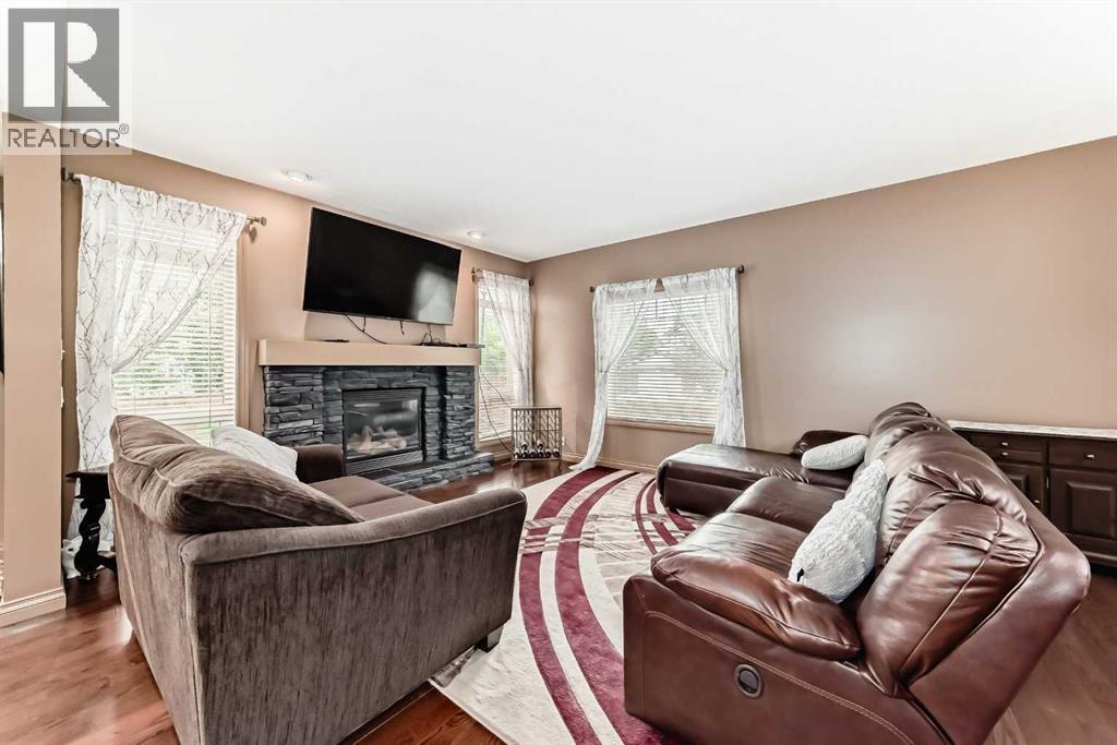 102 West Creek Mews, Chestermere, Alberta  T1X 1S1 - Photo 12 - A2252941