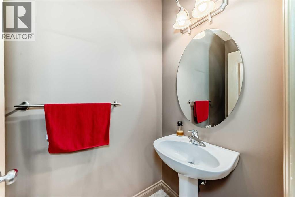 102 West Creek Mews, Chestermere, Alberta  T1X 1S1 - Photo 18 - A2252941