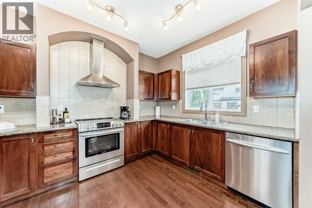 102 West Creek Mews, Chestermere, Alberta  T1X 1S1 - Photo 7 - A2252941