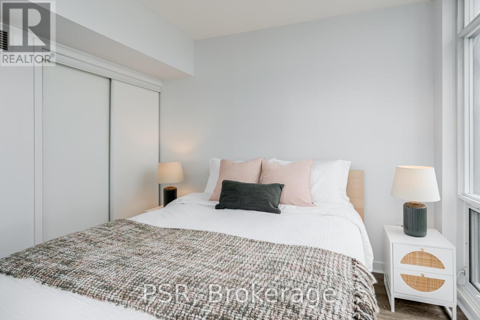 2603 - 11 Brunel Court, Toronto, Ontario  M5V 3Y3 - Photo 21 - C12482304