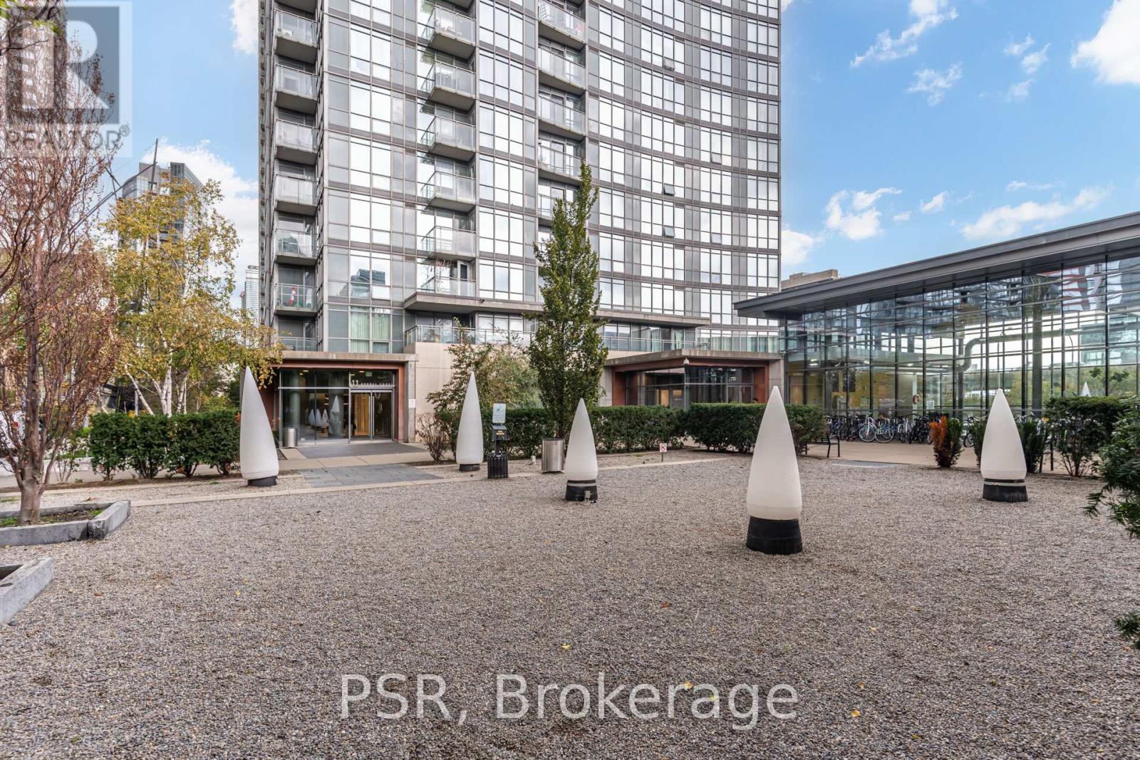 2603 - 11 Brunel Court, Toronto, Ontario  M5V 3Y3 - Photo 6 - C12482304