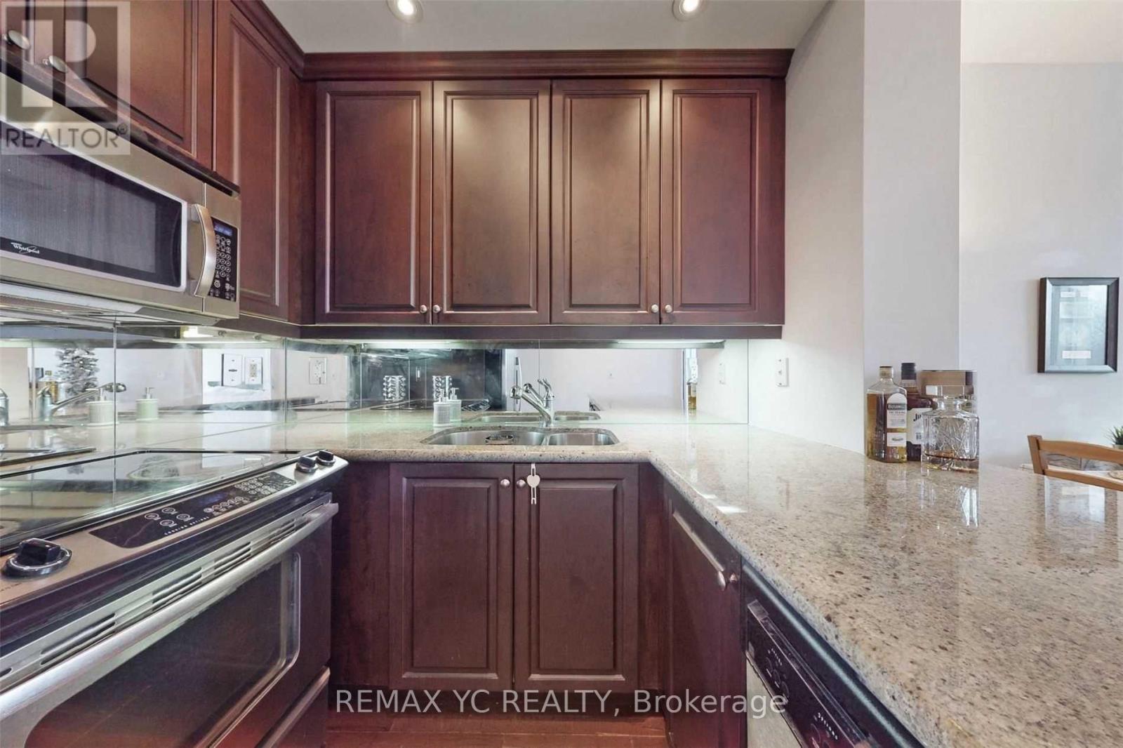 413 - 628 Fleet Street, Toronto, Ontario  M5V 1A8 - Photo 12 - C12482309