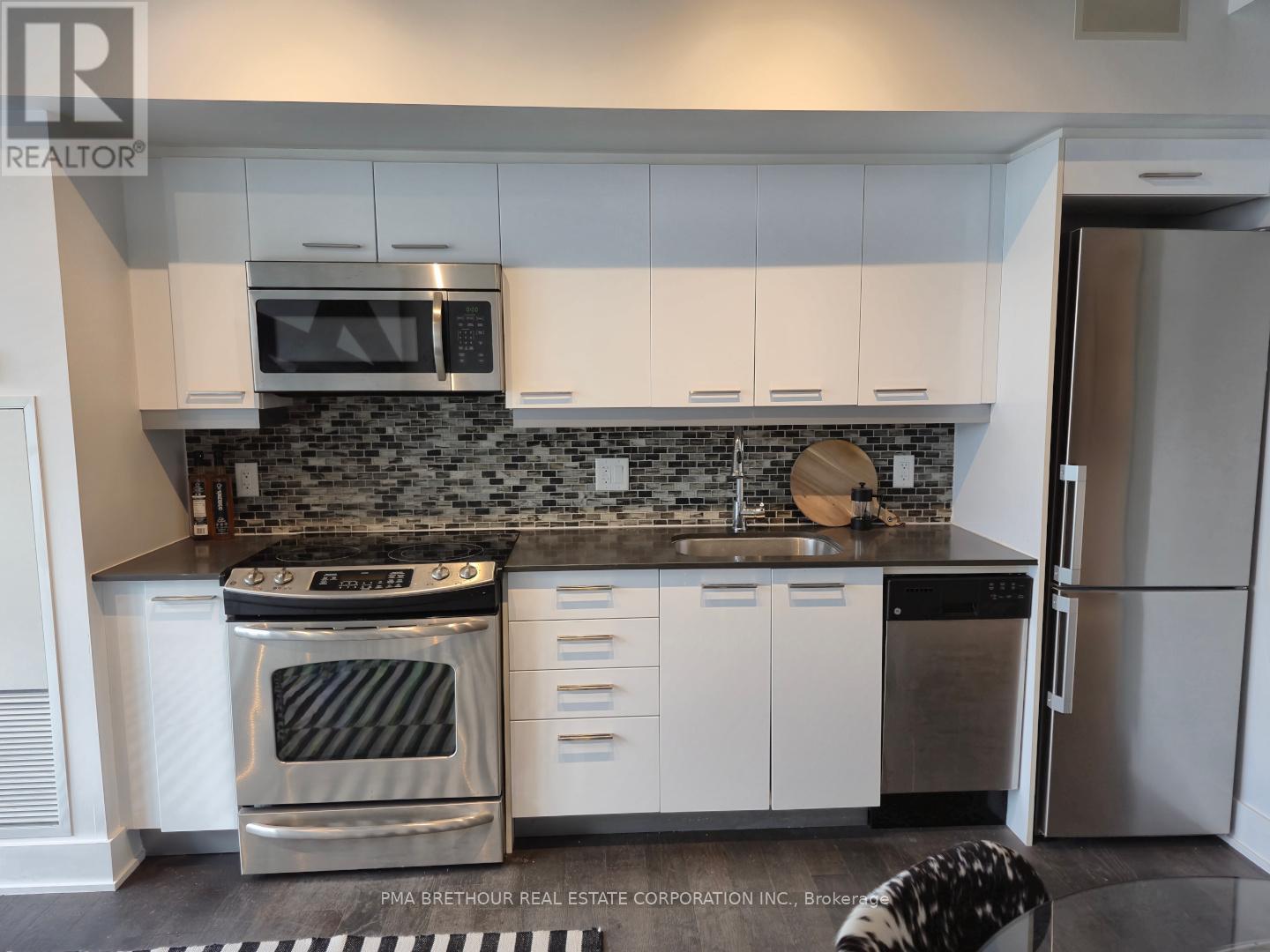 407 - 630 Queen Street East Street, Toronto, Ontario  M4M 1G3 - Photo 15 - E12482313