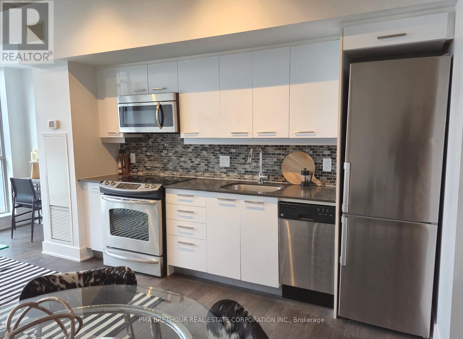 407 - 630 Queen Street East Street, Toronto, Ontario  M4M 1G3 - Photo 8 - E12482313