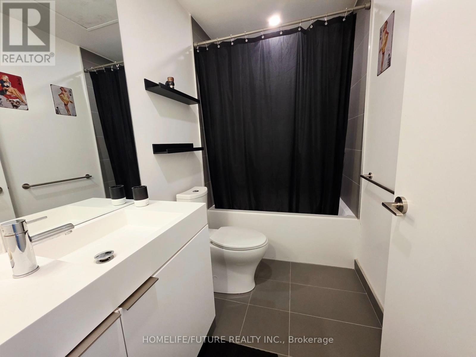 1602 - 33 Helendale Avenue, Toronto, Ontario  M4R 0A4 - Photo 17 - C12466897